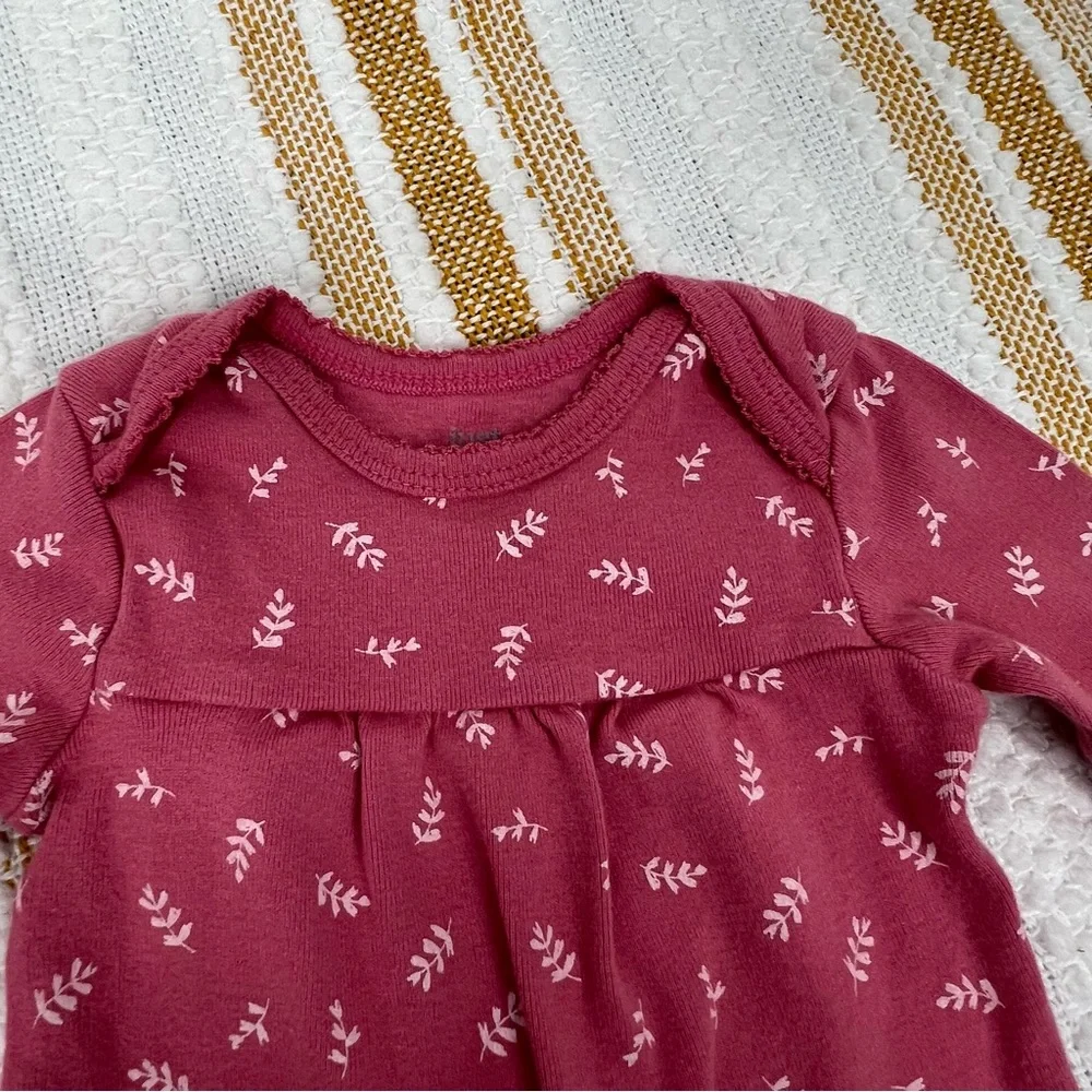 Carter's Just One You®️ Baby Girls' Floral Jumpsuit  Size ‎ Newborn